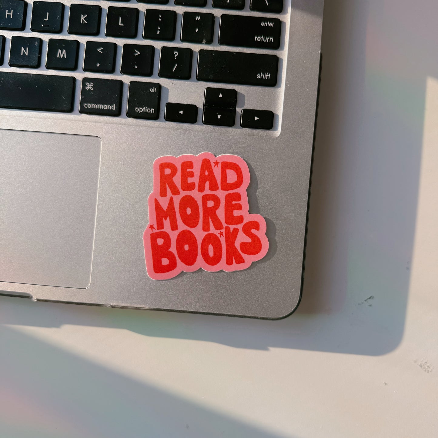 READ MORE BOOKS STICKER
